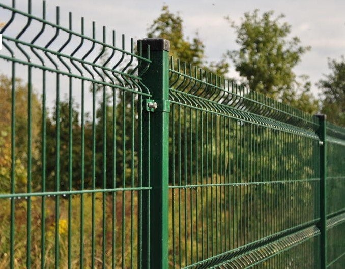 Wire fencing