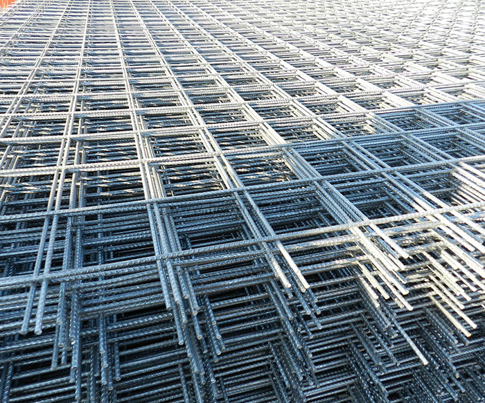 Double wire welded panel fence